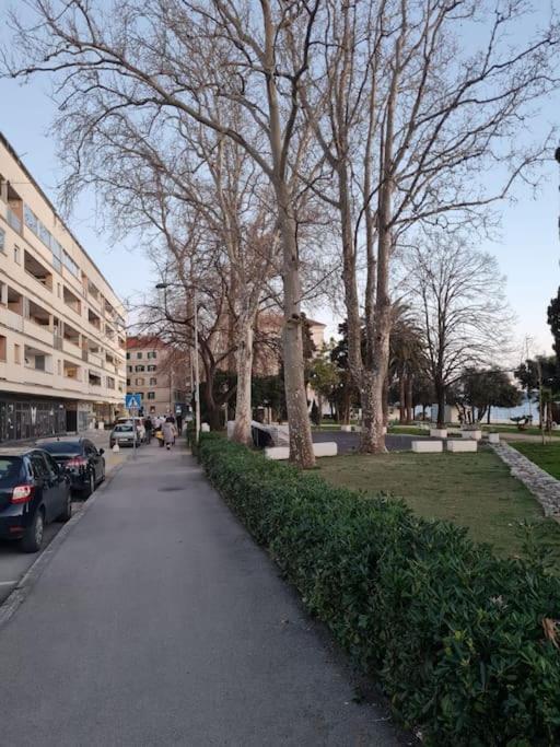Apartment Santino Zara Esterno foto